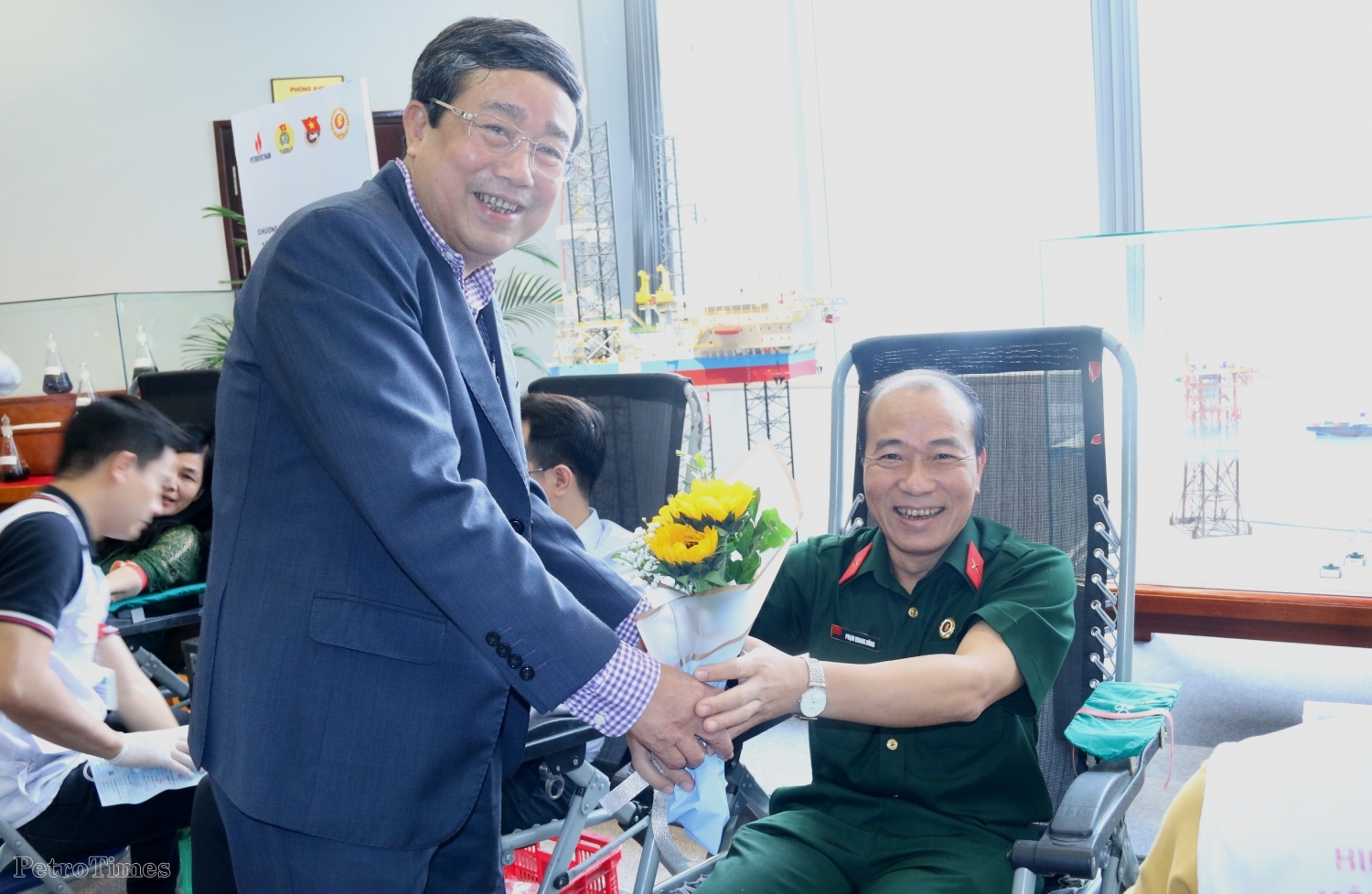 Petrovietnam tổ chức Ngày hội hiến máu “Nhiệt huyết người Dầu khí” năm 2023 Petrovietnam tổ chức Ngày hội hiến máu “Nhiệt huyết người Dầu khí” năm 2023