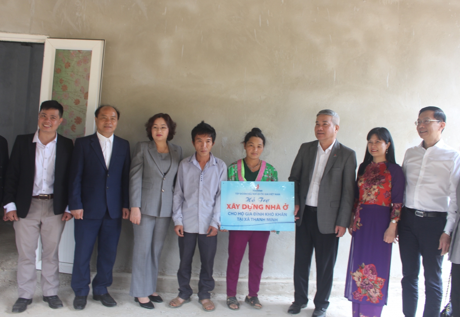 Điện Biên: Bàn giao 2 căn nhà do Petrovietnam hỗ trợ kinh phí cho gia đình khó khăn Điện Biên: Bàn giao 2 căn nhà do Petrovietnam hỗ trợ kinh phí cho gia đình khó khăn