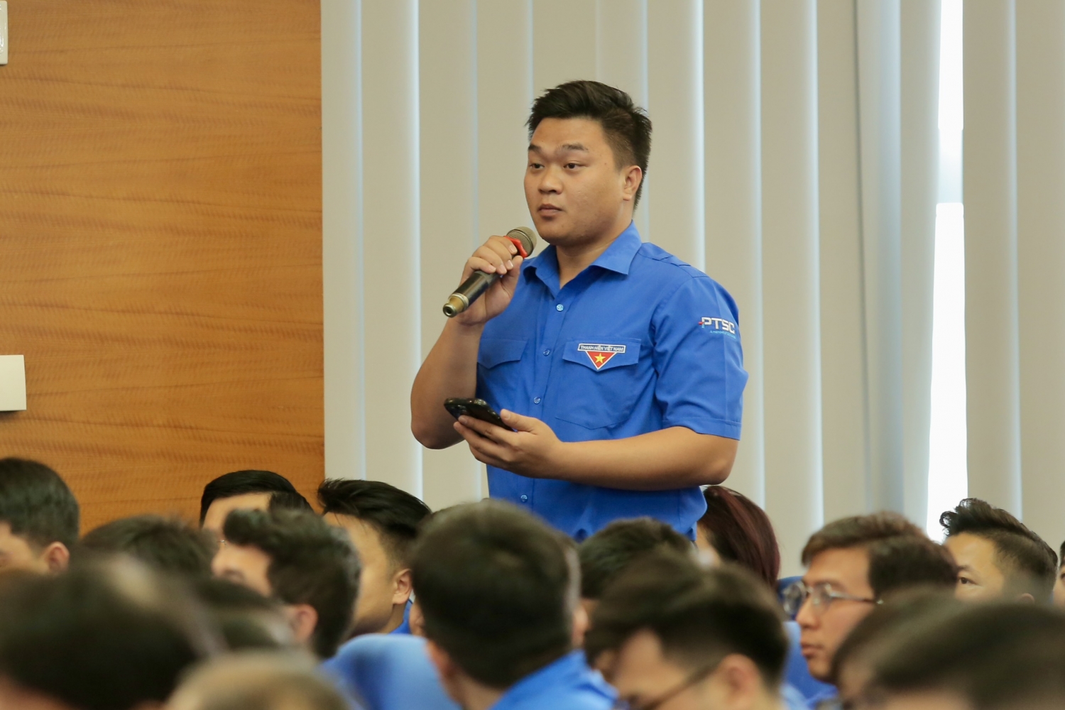 (LIVE) Tổng Giám đốc Petrovietnam Lê Mạnh Hùng đối thoại trực tuyến với tuổi trẻ Dầu khí trên cả nước (LIVE) Tổng Giám đốc Petrovietnam Lê Mạnh Hùng đối thoại trực tuyến với tuổi trẻ Dầu khí trên cả nước