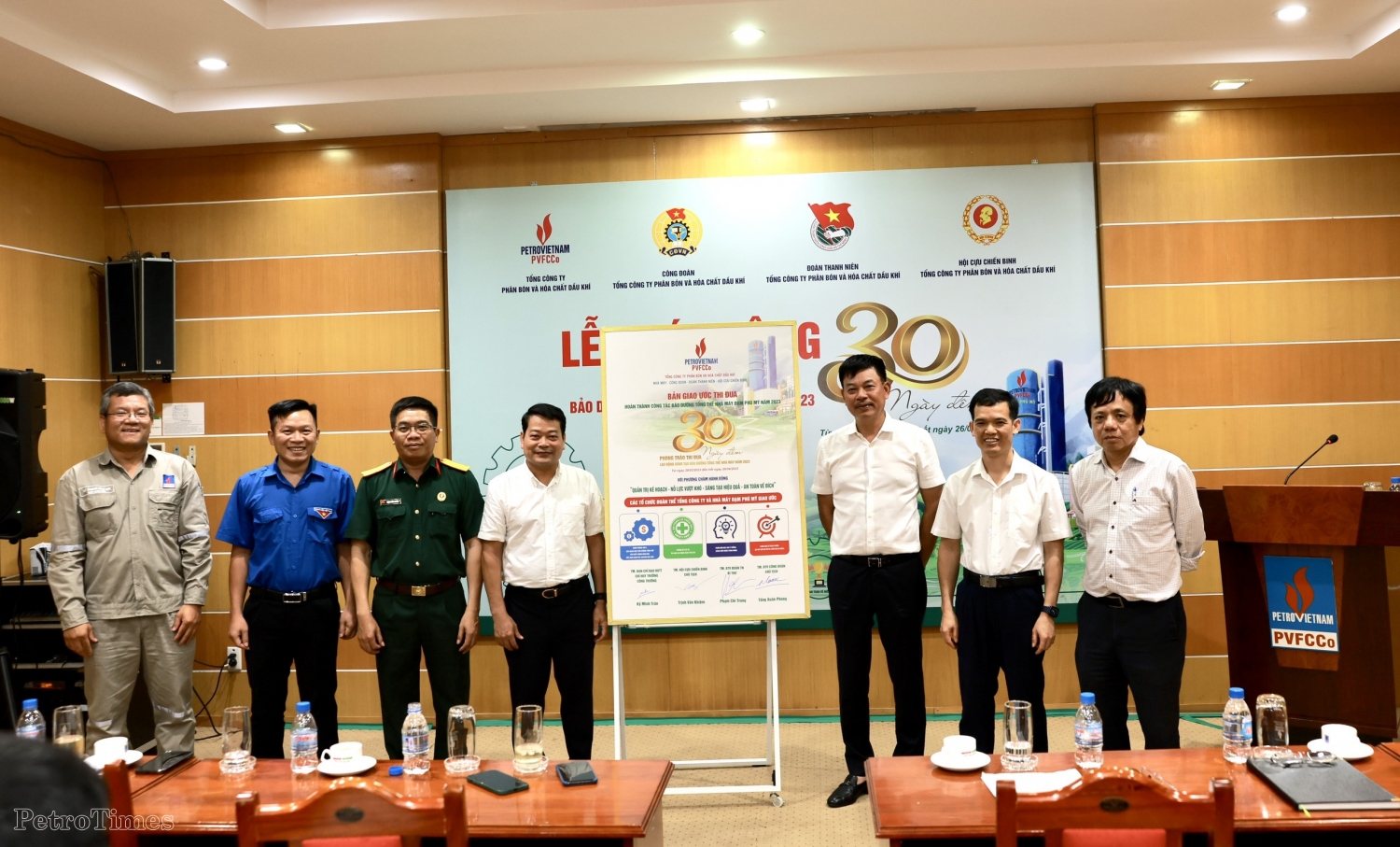 Phát động “thi đua 30 ngày đêm lao động sáng tạo BDTT Nhà máy Đạm Phú Mỹ” Phát động “thi đua 30 ngày đêm lao động sáng tạo BDTT Nhà máy Đạm Phú Mỹ”