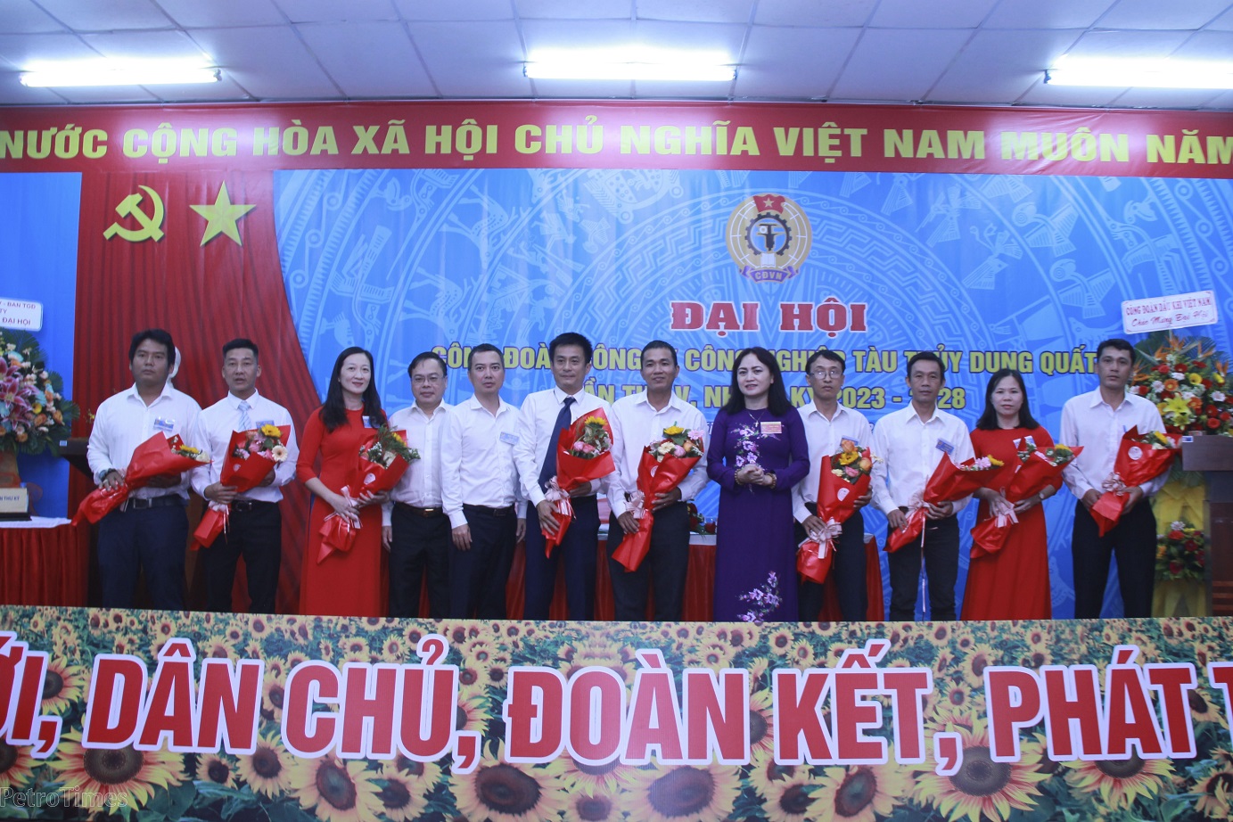 Công đoàn DQS: Phấn đấu thắng lợi các nhiệm vụ vì sự phát triển ổn định của DQS Đại hội Công đoàn DQS nhiệm kỳ 2023 - 2028: Hướng đến sự phát triển ổn định của DQS