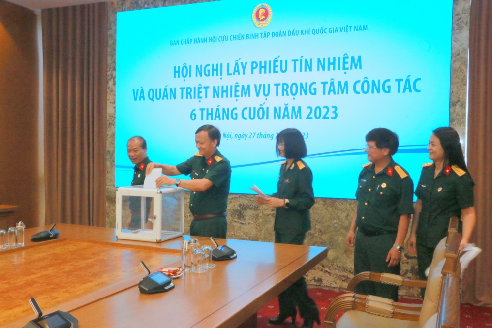 Ban Chấp hành Hội CCB Tập đoàn lấy phiếu tín nhiệm cán bộ, triển khai nhiệm vụ 6 tháng cuối năm 2023 Ban Chấp hành Hội CCB Tập đoàn lấy phiếu tín nhiệm cán bộ, triển khai nhiệm vụ 6 tháng cuối năm 2023
