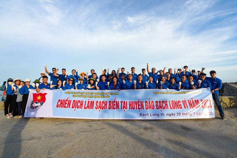 Tuổi trẻ Dầu khí triển khai nhiều hoạt động ý nghĩa tại huyện đảo Bạch Long Vĩ Tuổi trẻ Dầu khí triển khai nhiều hoạt động ý nghĩa tại huyện đảo Bạch Long Vĩ