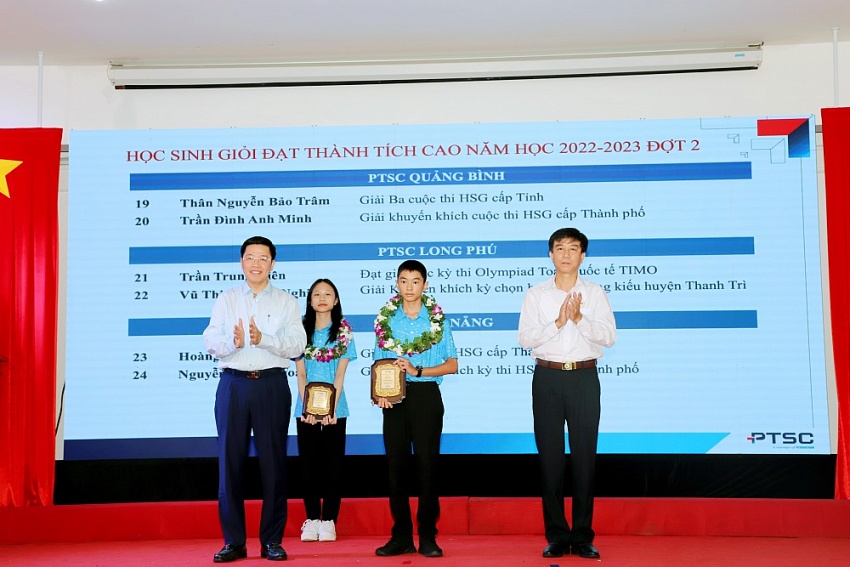 PTSC tổ chức lễ tuyên dương học sinh giỏi tiêu biểu lần thứ IX, năm học 2022-2023