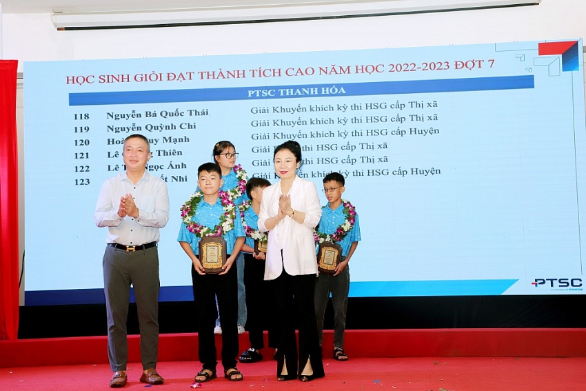 PTSC tổ chức lễ tuyên dương học sinh giỏi tiêu biểu lần thứ IX, năm học 2022-2023