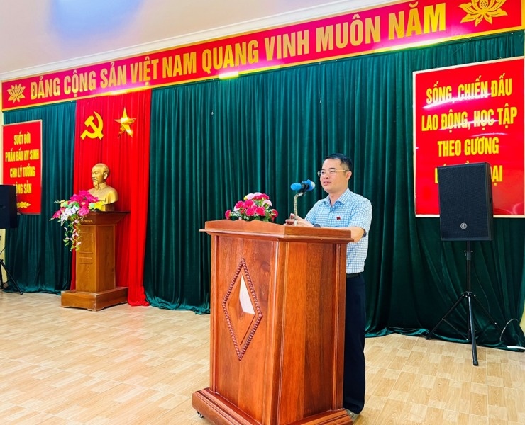 Công đoàn Vietsovpetro trao tặng nhà ăn và bếp nấu ăn trường học tại Nghệ An