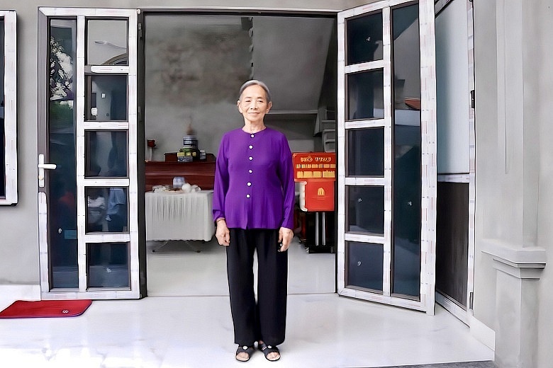 Đại tướng Tô Lâm thăm, tặng quà hai gia đình tại tỉnh Hưng Yên Đại tướng Tô Lâm thăm, tặng quà hai gia đình tại tỉnh Hưng Yên