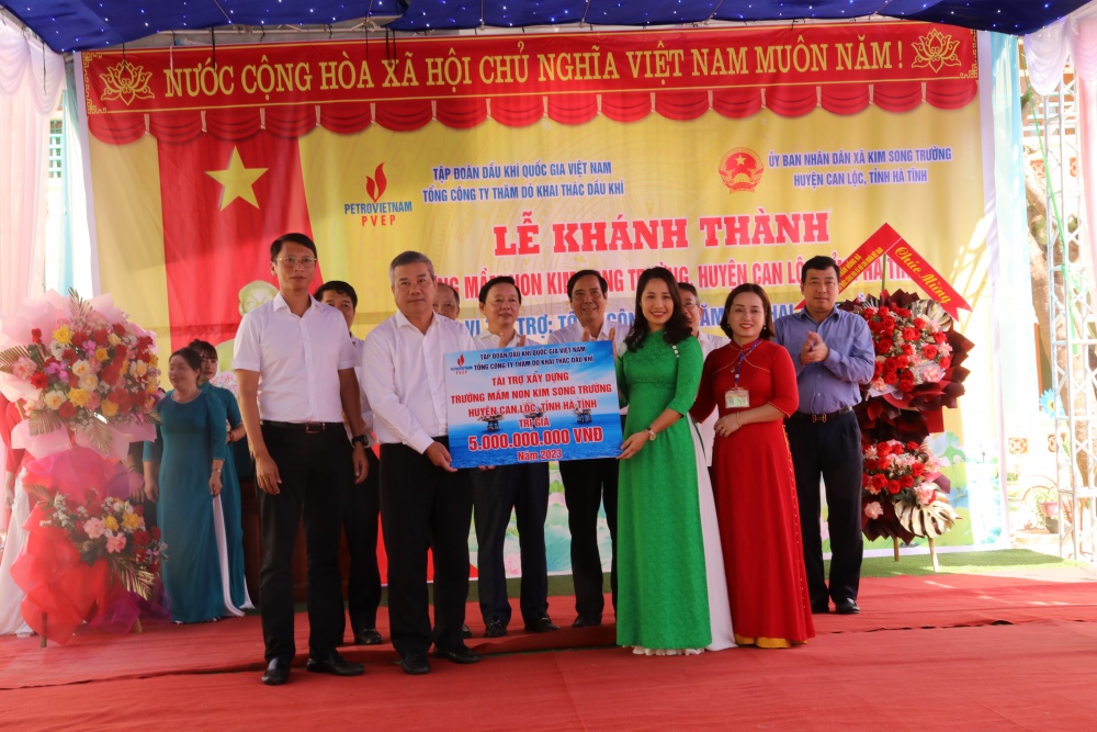 PVEP thực hiện chuỗi chương trình an sinh xã hội ý nghĩa tại tỉnh Hà Tĩnh PVEP thực hiện chuỗi chương trình an sinh xã hội ý nghĩa tại tỉnh Hà Tĩnh