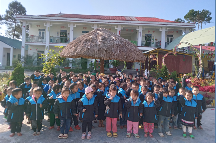 Đoàn Thanh niên VPI, PVChem, PVPGB, FECON tổ chức chương trình đào tạo thực địa kết hợp an sinh xã hội tại Hà Giang Đoàn Thanh niên VPI, PVChem, PVPGB, FECON tổ chức chương trình đào tạo thực địa kết hợp an sinh xã hội tại Hà Giang