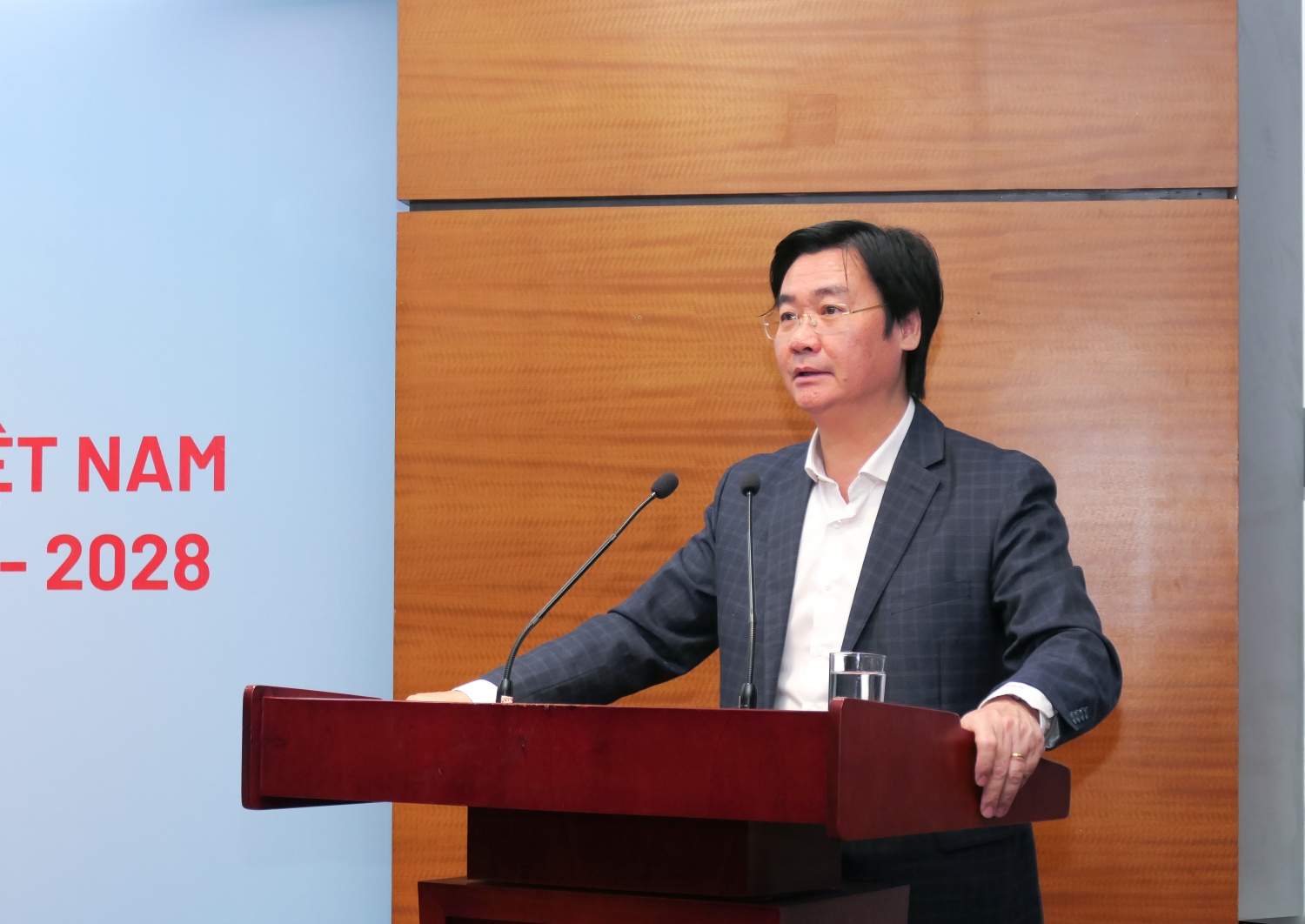 Công đoàn Dầu khí Việt Nam: Quyết liệt đưa nghị quyết Công đoàn các cấp vào thực tiễn Công đoàn Dầu khí Việt Nam: Quyết liệt đưa nghị quyết Công đoàn các cấp vào thực tiễn