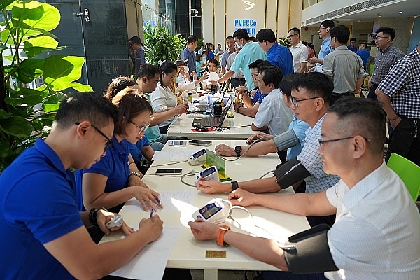 Ngày hội hiến máu nhân đạo “Nhiệt huyết người Dầu khí” tại trụ sở PVFCCo Ngày hội hiến máu nhân đạo “Nhiệt huyết người Dầu khí” tại trụ sở PVFCCo