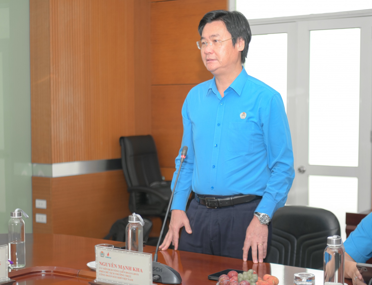 Lãnh đạo Tổng Liên đoàn Lao động Việt Nam và Công đoàn Dầu khí Việt Nam thăm, tặng quà người lao động có hoàn cảnh khó khăn Lãnh đạo Tổng Liên đoàn Lao động Việt Nam và Công đoàn Dầu khí Việt Nam thăm, tặng quà người lao động có hoàn cảnh khó khăn