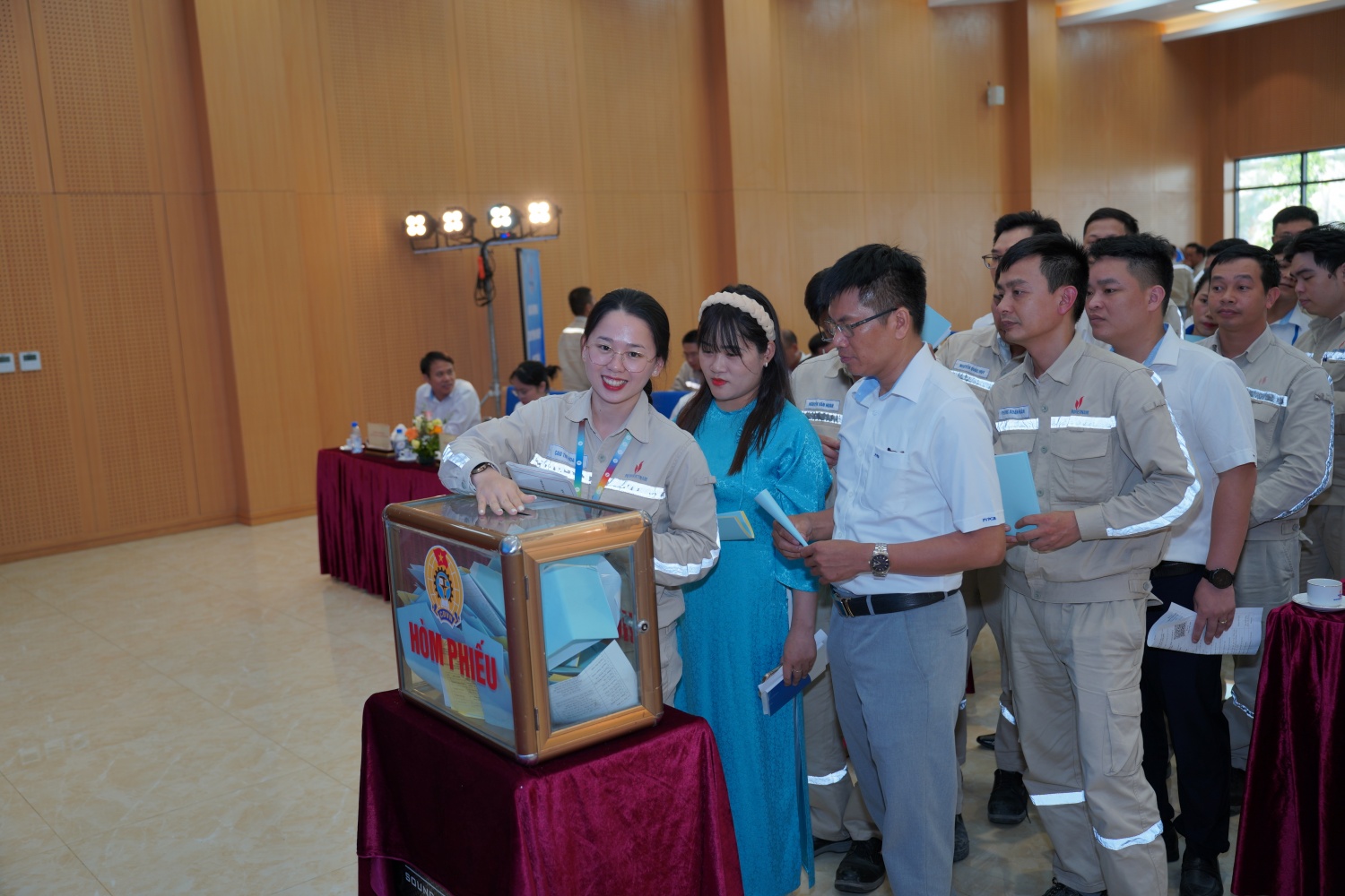 Công đoàn Nhà máy Nhiệt điện Thái bình 2 tổ chức thành công Đại hội lần thứ nhất, nhiệm kỳ 2024 - 2028 Công đoàn Nhà máy Nhiệt điện Thái bình 2 tổ chức thành công Đại hội lần thứ nhất, nhiệm kỳ 2024 - 2028