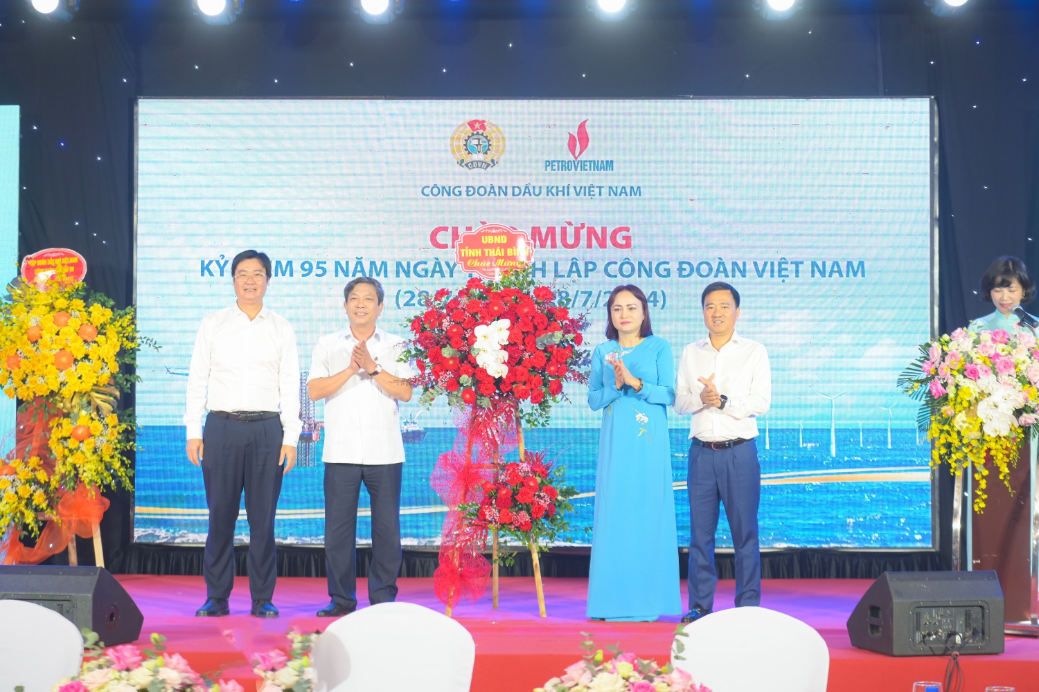 CĐ DKVN là chỗ dự vững chắc, khích lệ tinh thần của người lao động Dầu khí CĐ DKVN là chỗ dự vững chắc, khích lệ tinh thần của người lao động Dầu khí