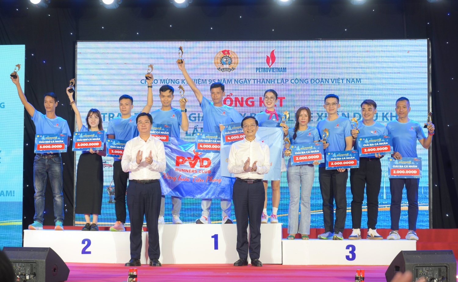 CDDK VN trao giải chạy CDDK VN trao giải chạy