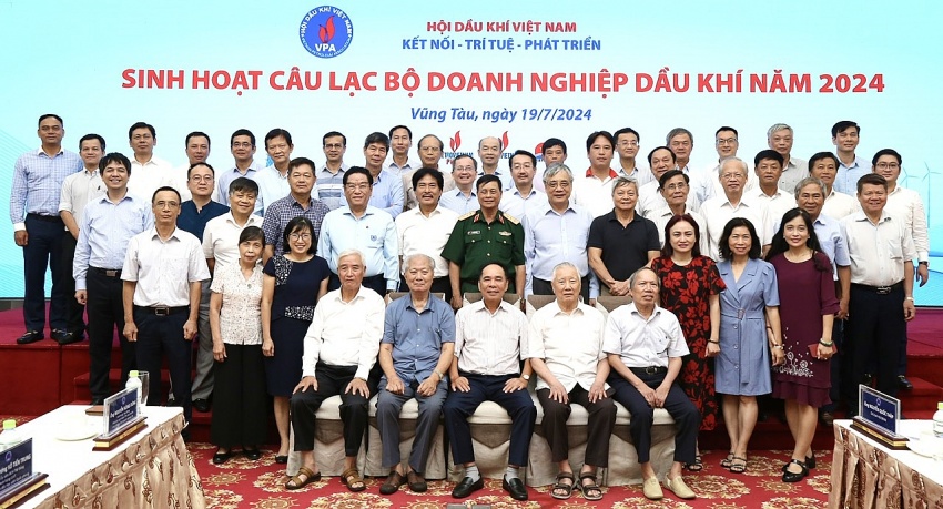CLB Doanh nghiệp Dầu khí tổ chức sinh hoạt năm 2024 CLB Doanh nghiệp Dầu khí tổ chức sinh hoạt năm 2024