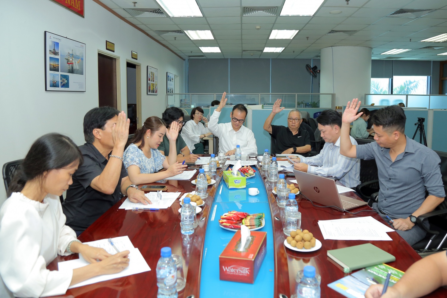 Hơn 130 tác phẩm tham dự Cuộc thi sáng tác video, clip “Tự hào Petrovietnam” Hơn 130 tác phẩm tham dự Cuộc thi sáng tác video, clip “Tự hào Petrovietnam”