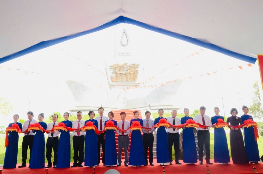 Tượng đài Dầu khí - Biểu tượng gắn kết của ngành Dầu khí với tỉnh Bà Rịa-Vũng Tàu