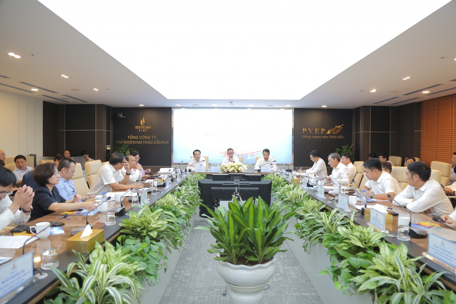 Toàn cảnh Hội nghị sơ kết công tác đảng 6 tháng đầu năm 2024 của PVEP Toàn cảnh Hội nghị sơ kết công tác đảng 6 tháng đầu năm 2024 của PVEP