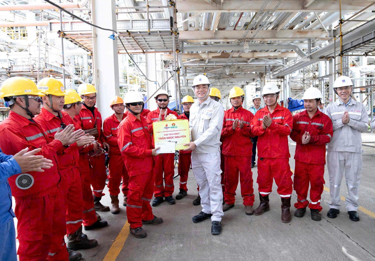 Bảo dưỡng Nhà máy Đạm Cà Mau: Bám sát tiến độ về đích Bảo dưỡng Nhà máy Đạm Cà Mau: Bám sát tiến độ