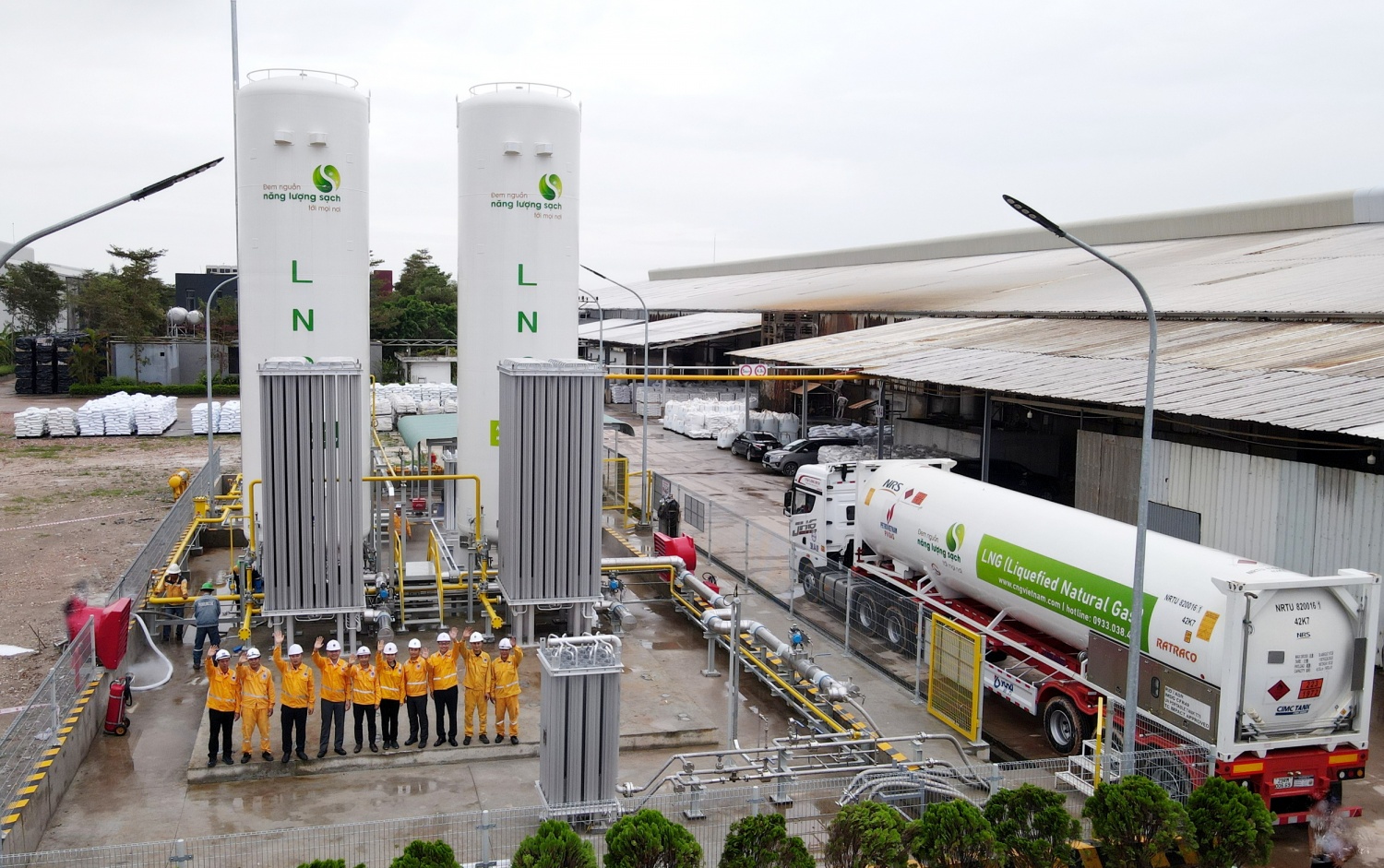 PV GAS CNG hoàn thành gas in LNG cho khách hàng đầu tiên tại miền Bắc PV GAS CNG hoàn thành gas in LNG cho khách hàng đầu tiên tại miền Bắc