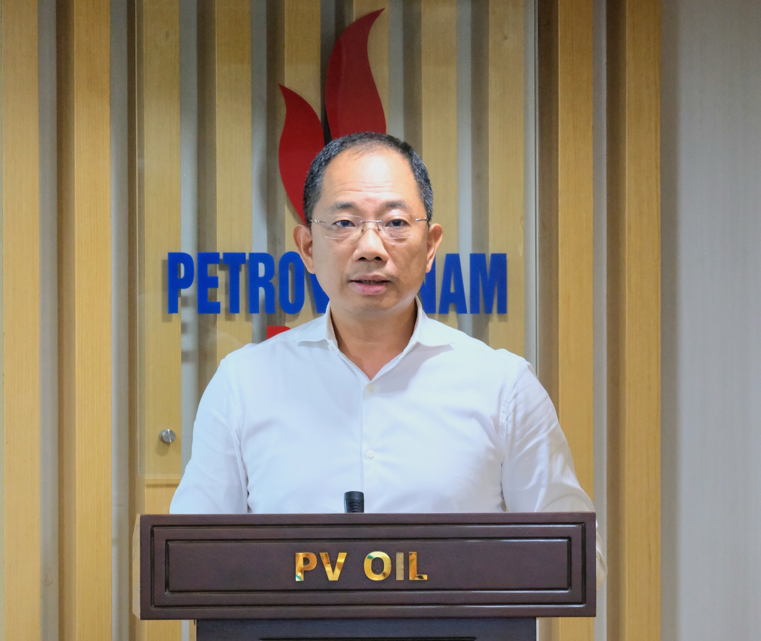 Đ/c Cao Hoài Dương – Bí thư Đảng ủy, Chủ tịch HĐQT PVOIL quán triệt Kết luận số 76-KL/TW Đ/c Cao Hoài Dương – Bí thư Đảng ủy, Chủ tịch HĐQT PVOIL quán triệt Kết luận số 76-KL/TW