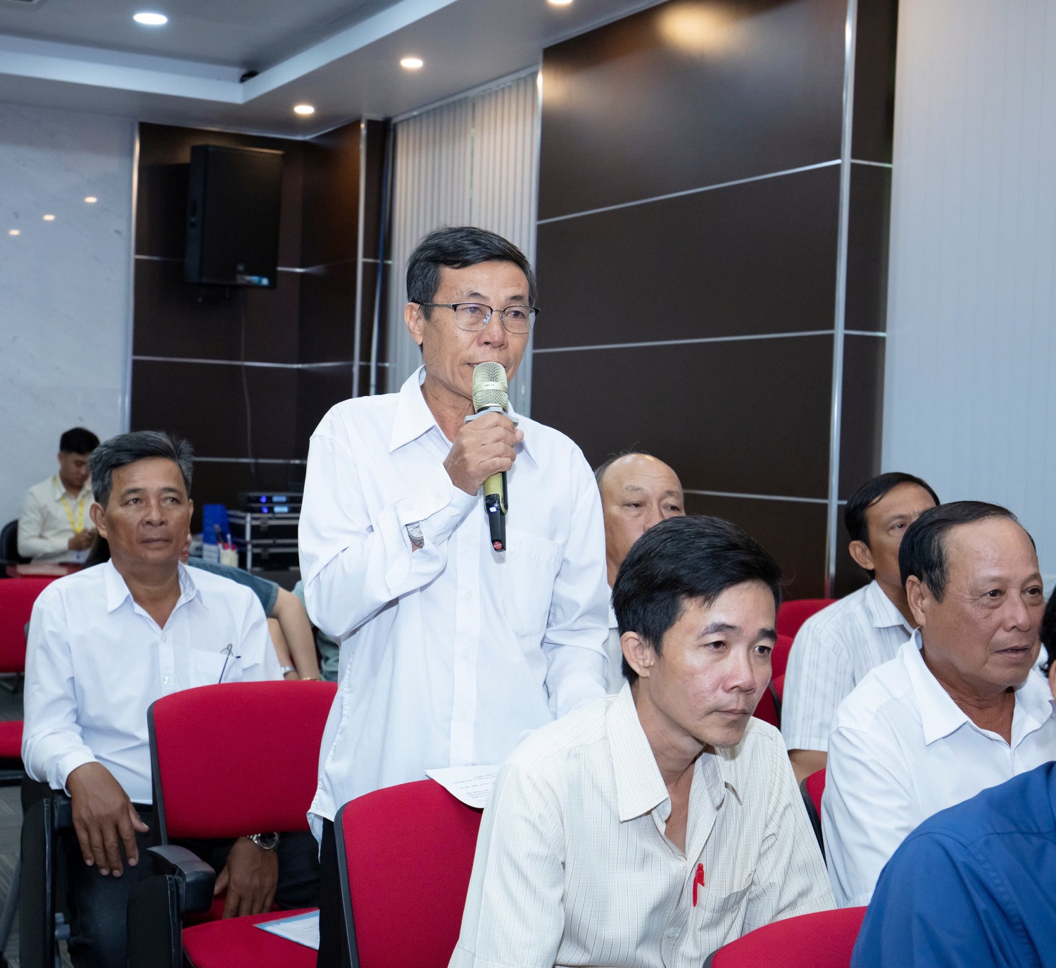 Hiệu quả từ mô hình trải nghiệm NPK Cà Mau của nông dân Hiệu quả từ mô hình trải nghiệm NPK Cà Mau của nông dân 1